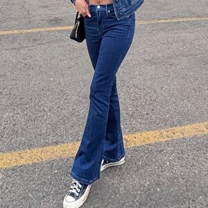 Banana Republic Classic Blue Flared Women's Jeans